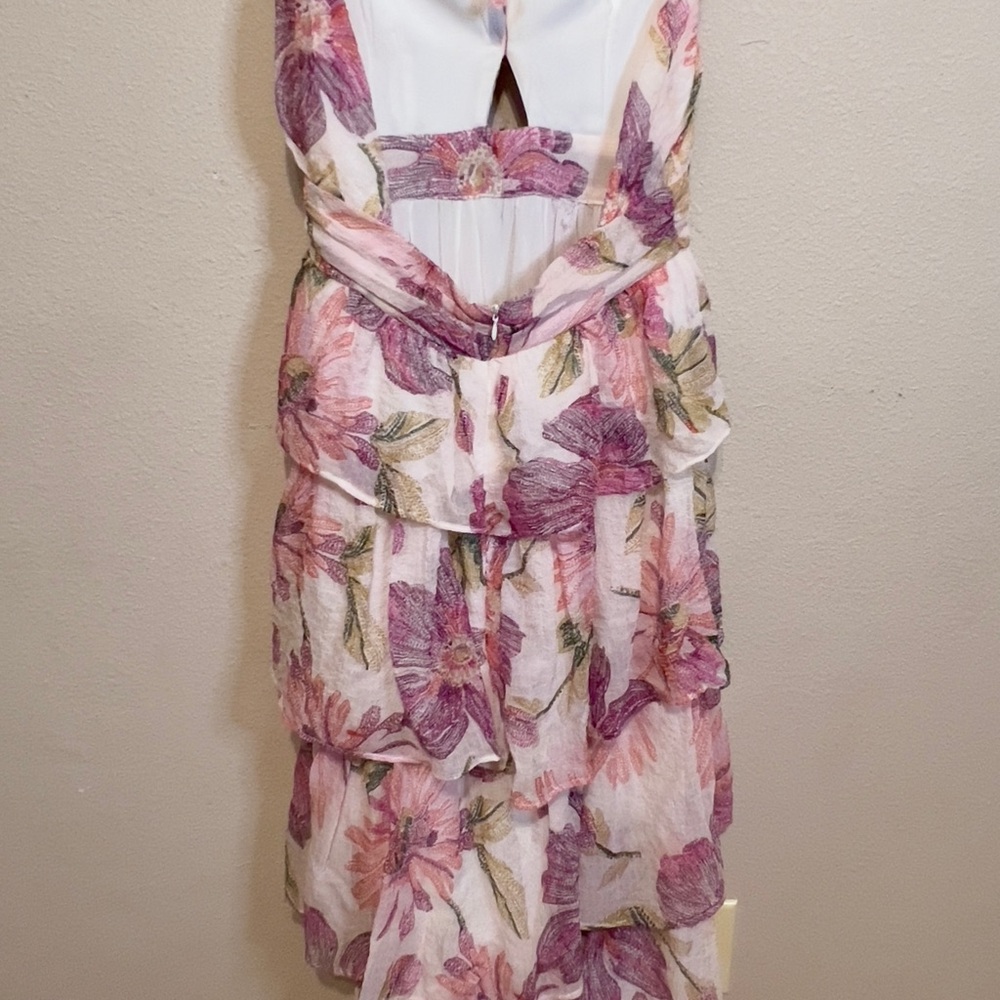 Speechless Pink Floral Tiered Formal Dress. Lined.  Size 4 - Picture 5 of 5